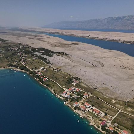 Apartments Horvat On Island Pag Vlašići Bagian luar foto
