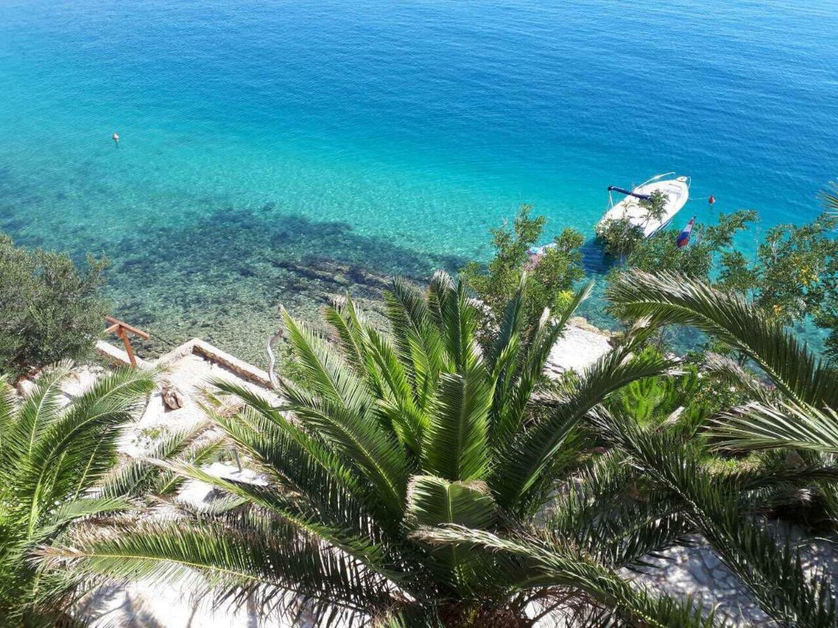 Apartments Horvat On Island Pag Vlašići Bagian luar foto