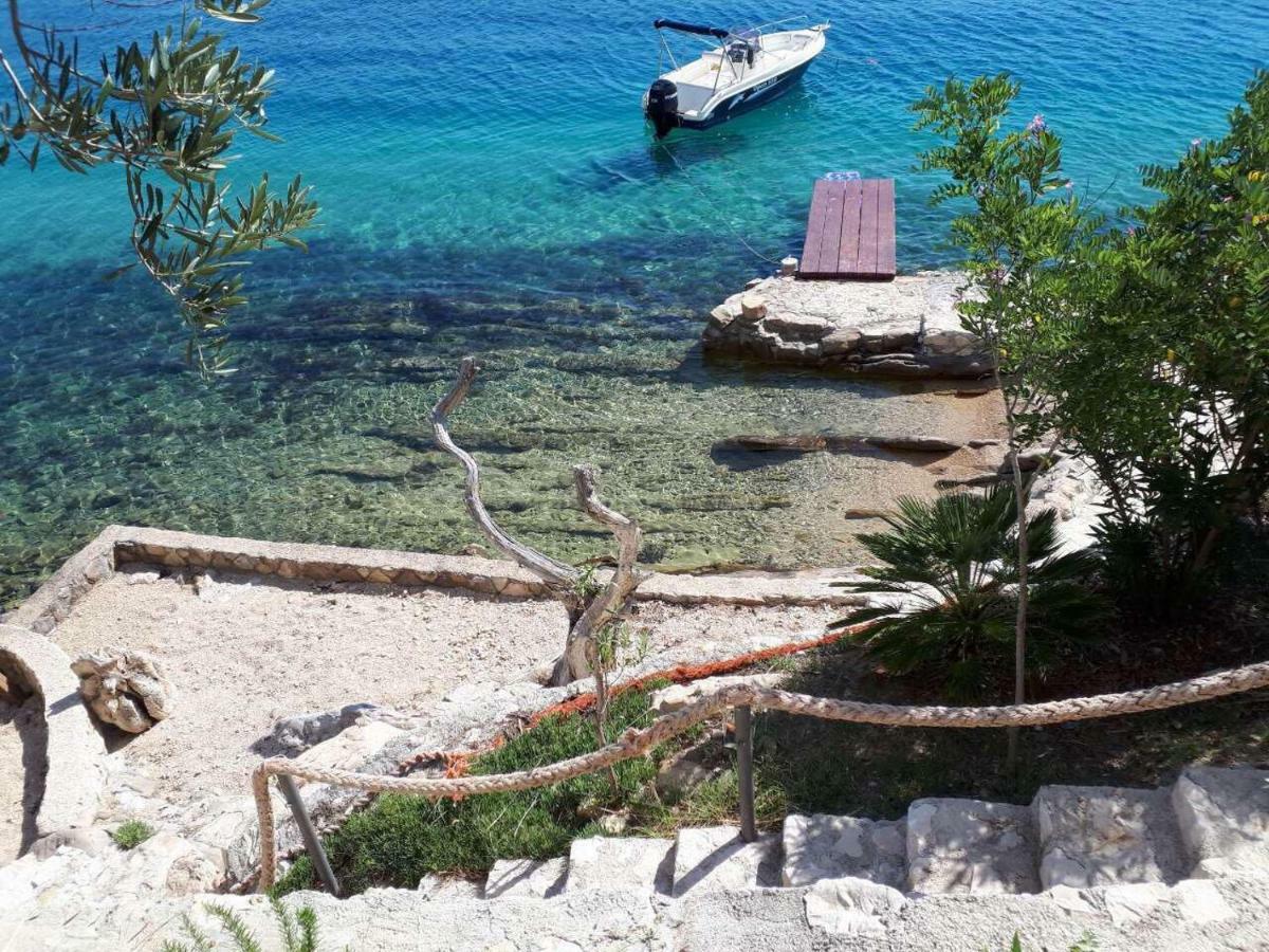 Apartments Horvat On Island Pag Vlašići Bagian luar foto
