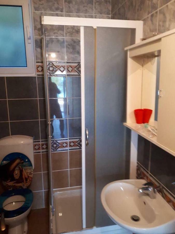 Apartments Horvat On Island Pag Vlašići Bagian luar foto