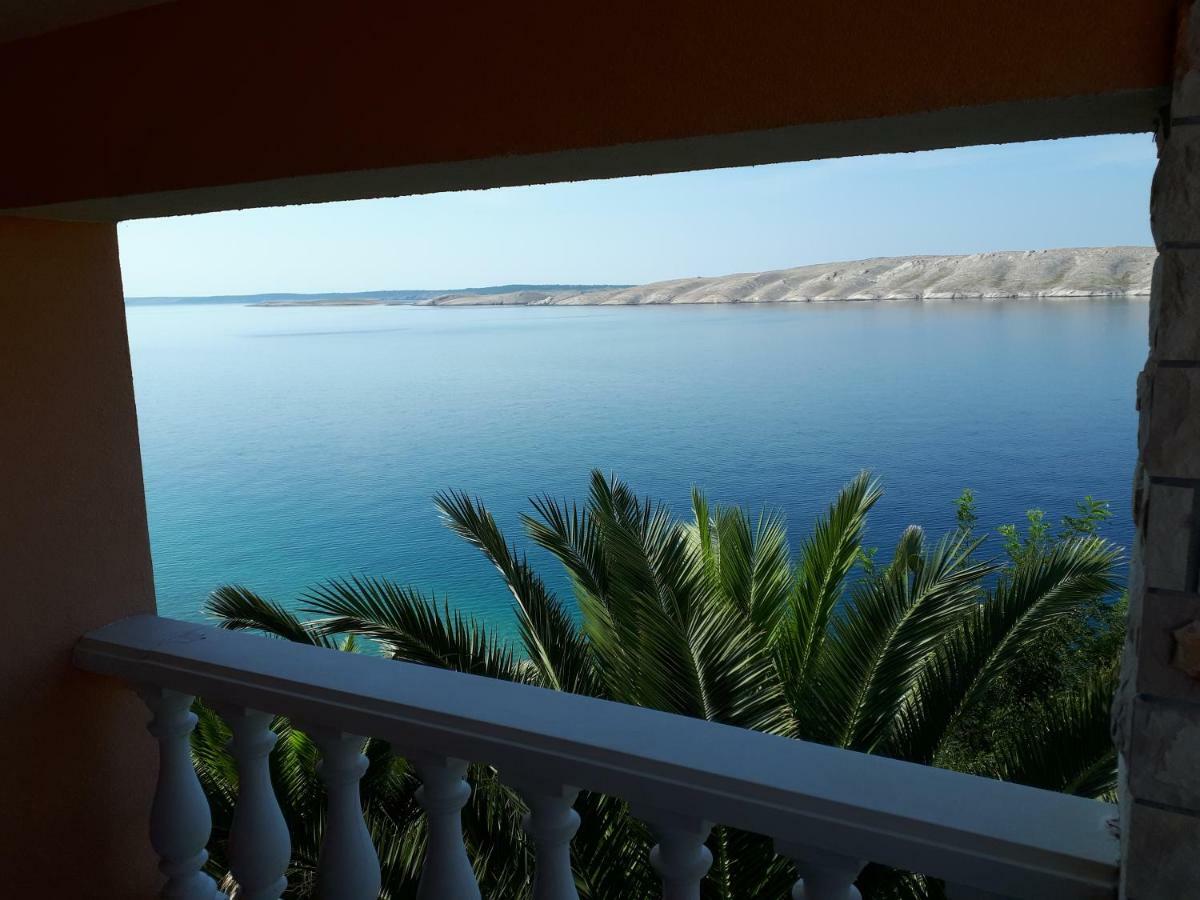 Apartments Horvat On Island Pag Vlašići Bagian luar foto